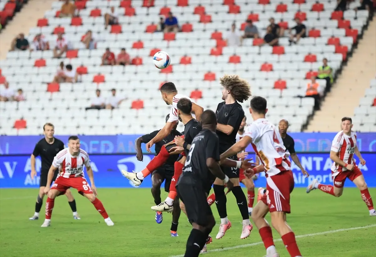 Antalyaspor, Atakaş Hatayspor’u 3-2 mağlup etti