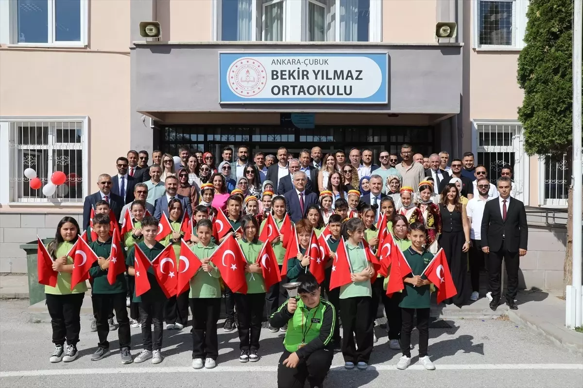 Çubuk’ta İlköğretim Haftası Töreni Düzenlendi